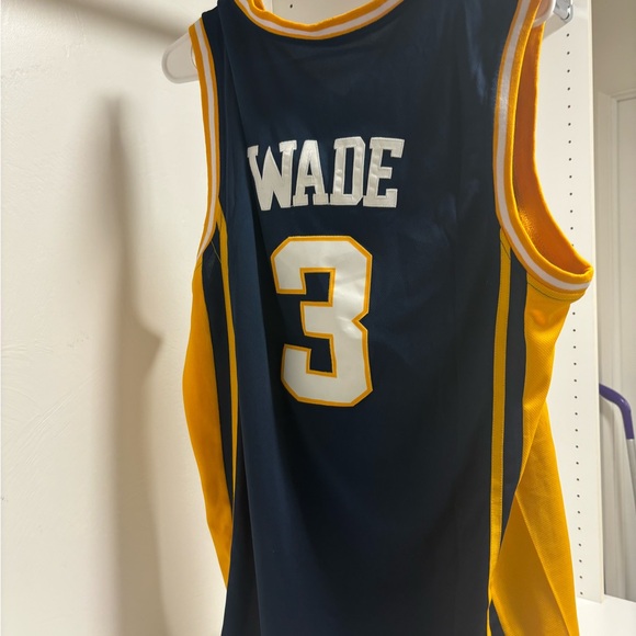 Dwyane Wade Marquette college jersey - Picture 4 of 4